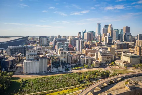 $1,850,000 | 600 South 2nd Street, Unit S405, Minneapolis, MN 55401