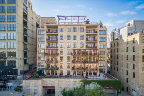 $1,850,000 | 600 South 2nd Street, Unit S405, Minneapolis, MN 55401