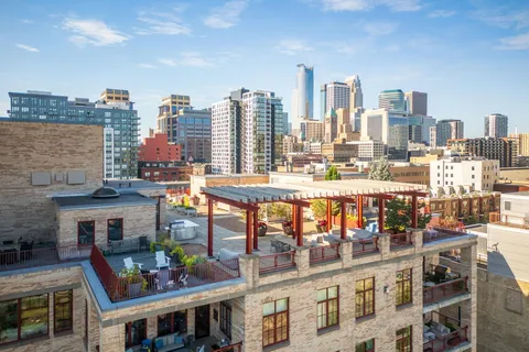 $1,850,000 | 600 South 2nd Street, Unit S405, Minneapolis, MN 55401