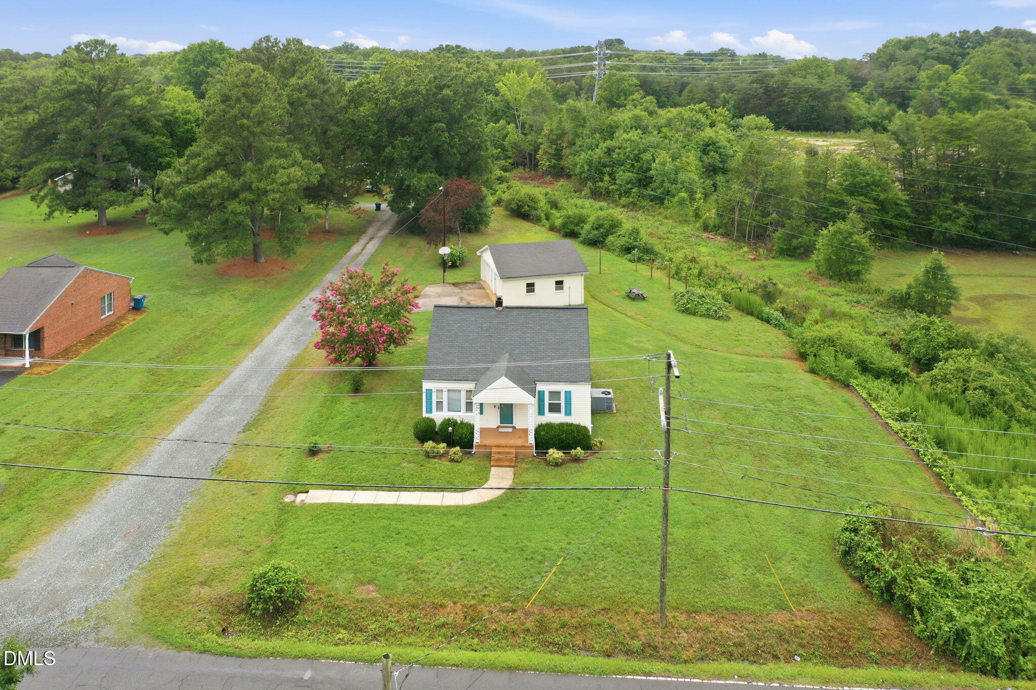 404 Glen Raven Road Burlington, NC 27217 - Photo 3 of 32 6-web-or-mls-DJI_0705 - edited