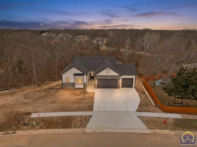 $479,900 | 3313 Southeast Virgo Avenue, Topeka, KS 66605