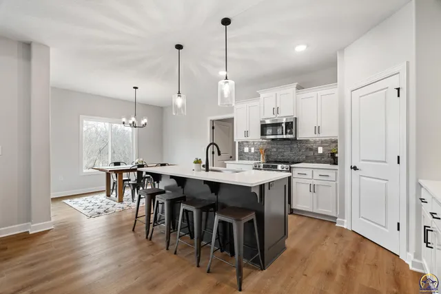 $479,900 | 3313 Southeast Virgo Avenue, Topeka, KS 66605