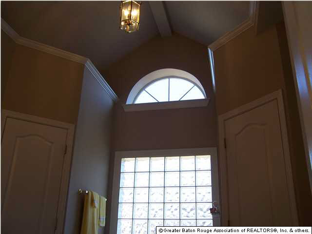 1903 Hunters Way Drive Baton Rouge, LA 70816 - Photo 8 of 10 Gallery Image 8