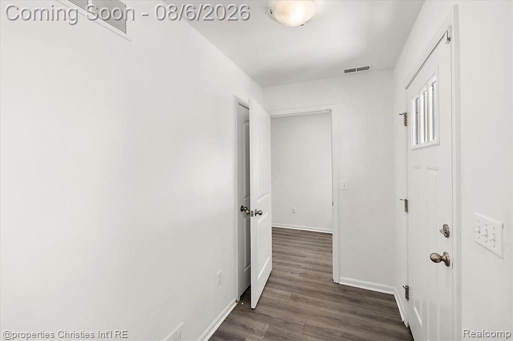 2500 Normandy Road, Unit 38 Royal Oak, MI 48073 - Photo 16 of 55 Gallery Image 16