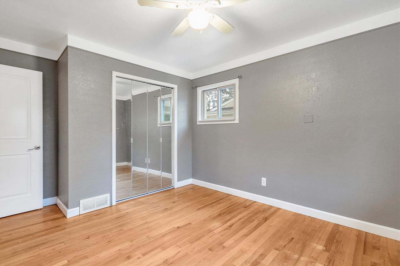 11274 Canal Road Sterling Heights, MI 48314 - Photo 29 of 43 50057091-28.JPG