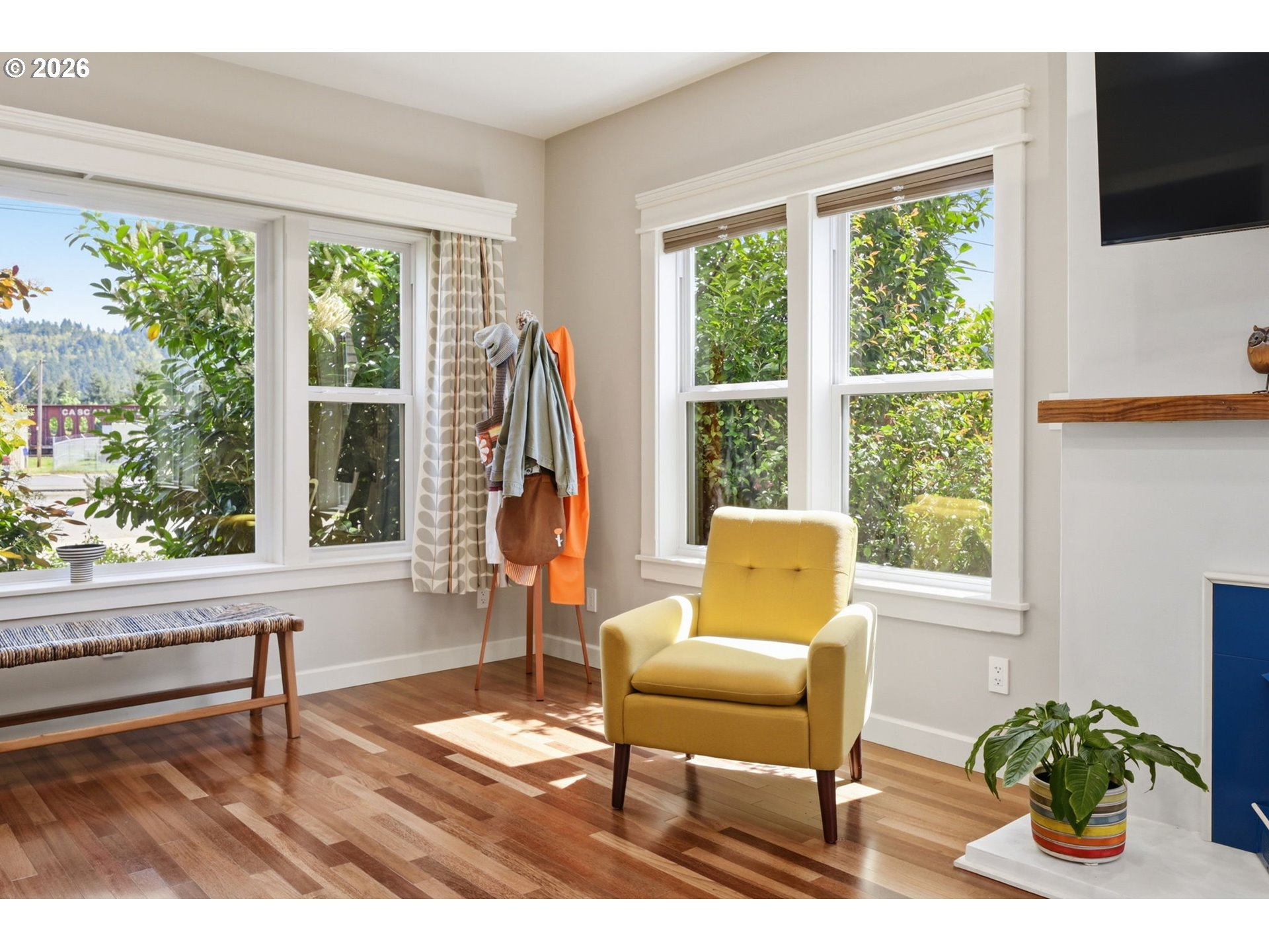 349 South 6th Street Cottage Grove, OR 97424 - Photo 6 of 28 a living room with furniture and a window