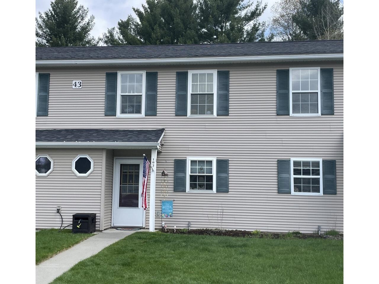 43 Colonial Road, Unit 103 Fairfax, VT 05454 - Photo 32 of 37 Gallery Image 32