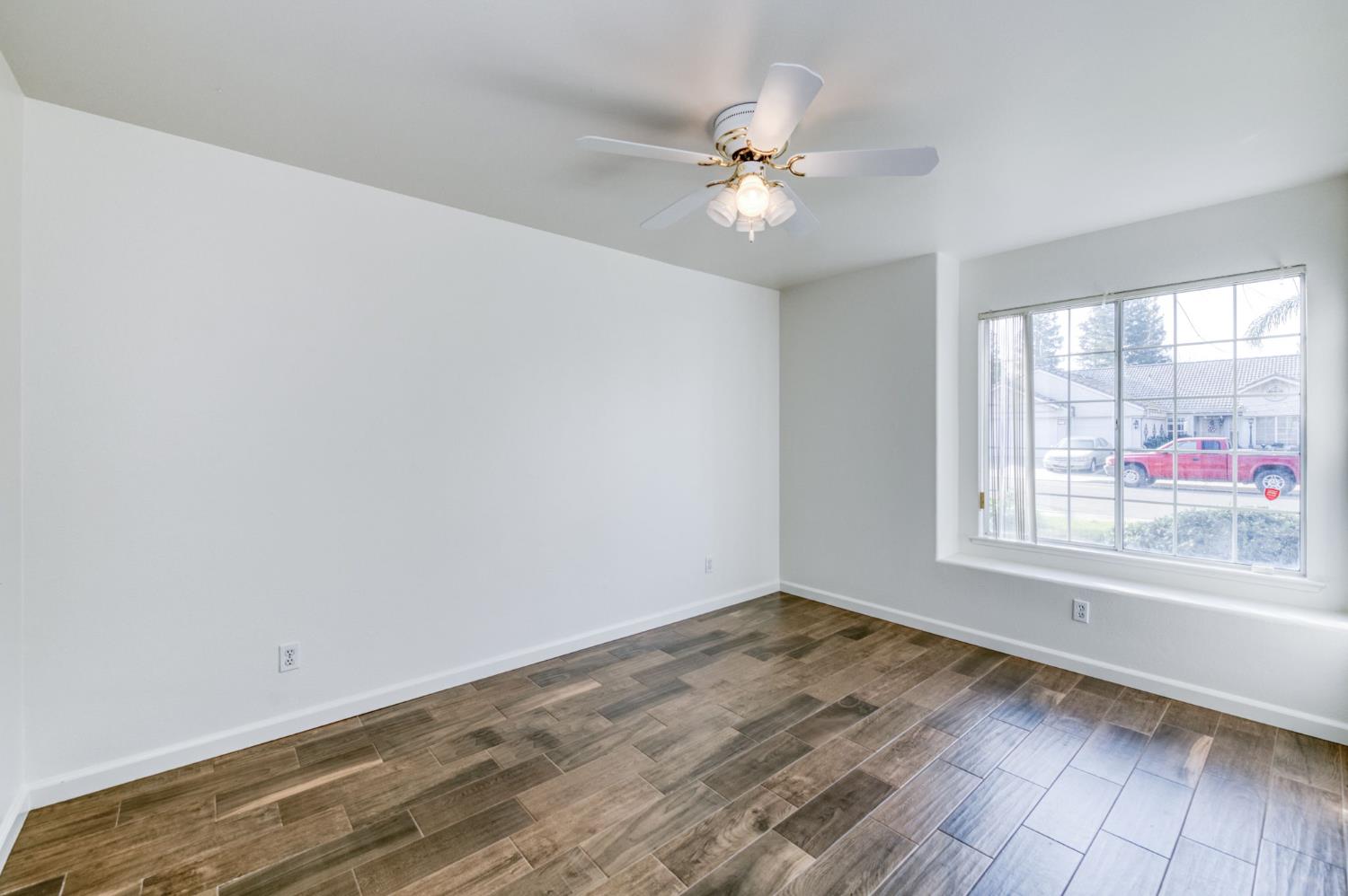 6564 North State Street Fresno, CA 93722 - Photo 13 of 16