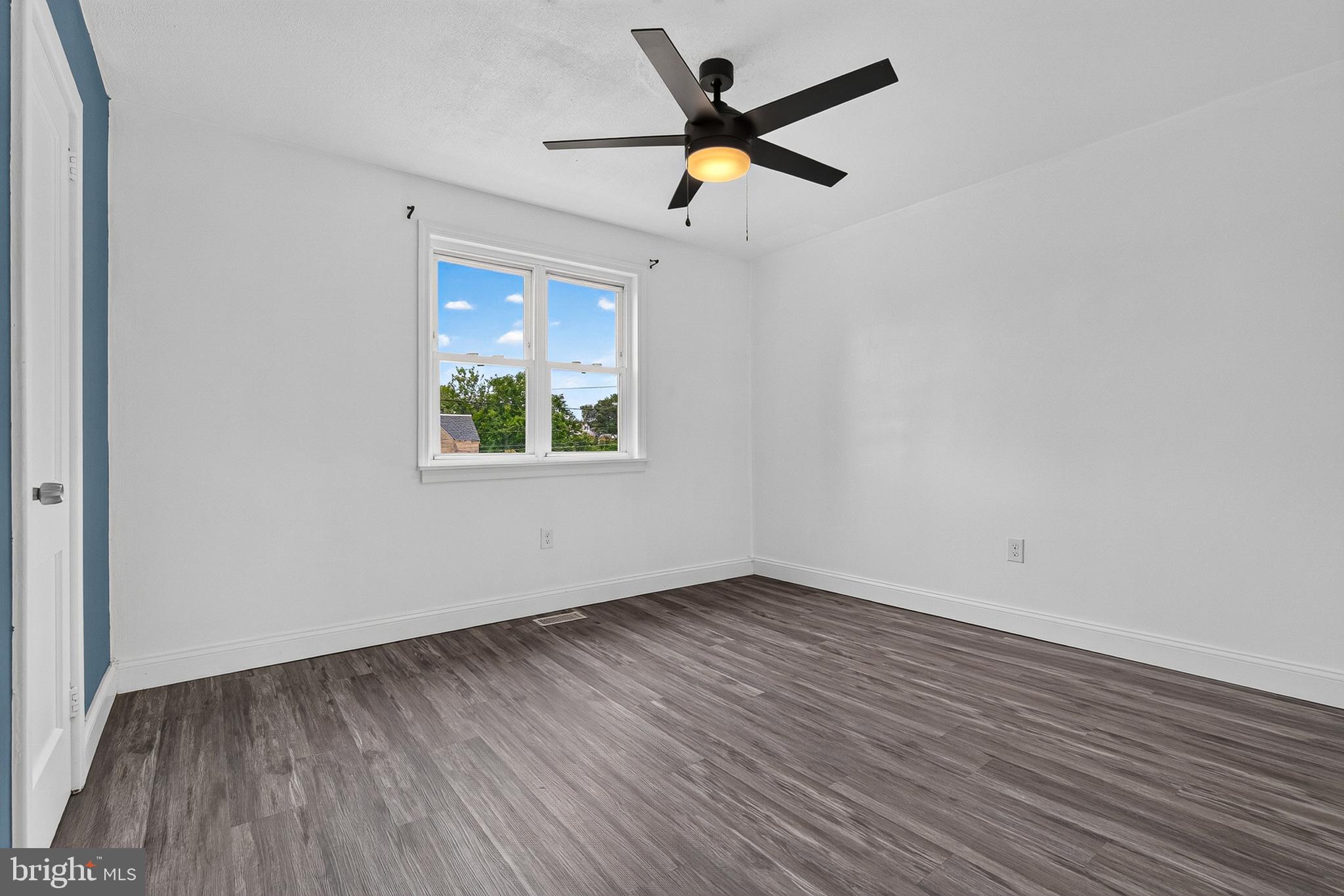 3805 8th Street Baltimore, MD 21225 - Photo 17 of 36