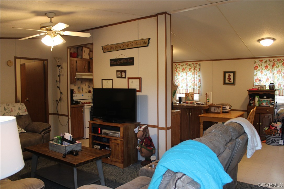 2154 Buckingham Springs Road Dillwyn, VA 23936 - Photo 12 of 27 Gallery Image 12