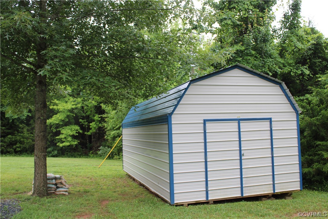 2154 Buckingham Springs Road Dillwyn, VA 23936 - Photo 6 of 27 Gallery Image 6