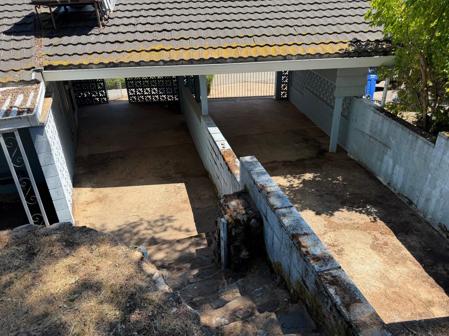 231 Boarman Street Jackson, CA 95642 - Photo 14 of 65 Covered carport and area by front door