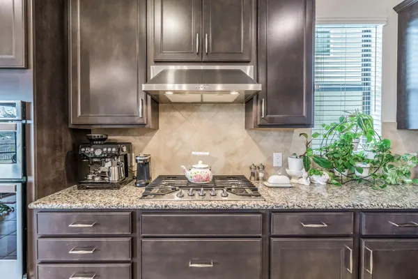 $774,900 | 744 Southeast Villandry Way, Port St. Lucie, FL 34984