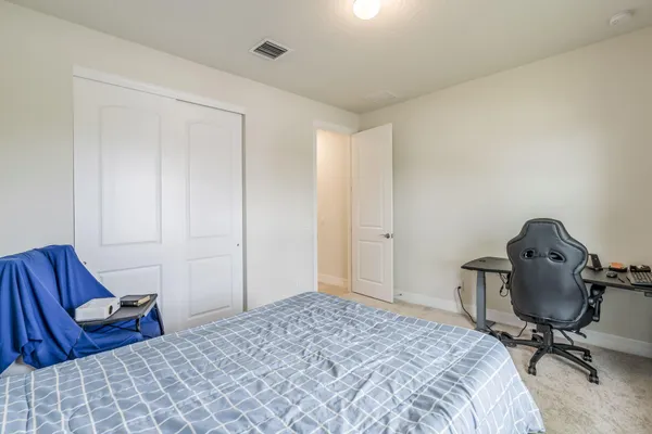 $774,900 | 744 Southeast Villandry Way, Port St. Lucie, FL 34984