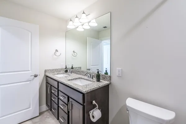 $774,900 | 744 Southeast Villandry Way, Port St. Lucie, FL 34984