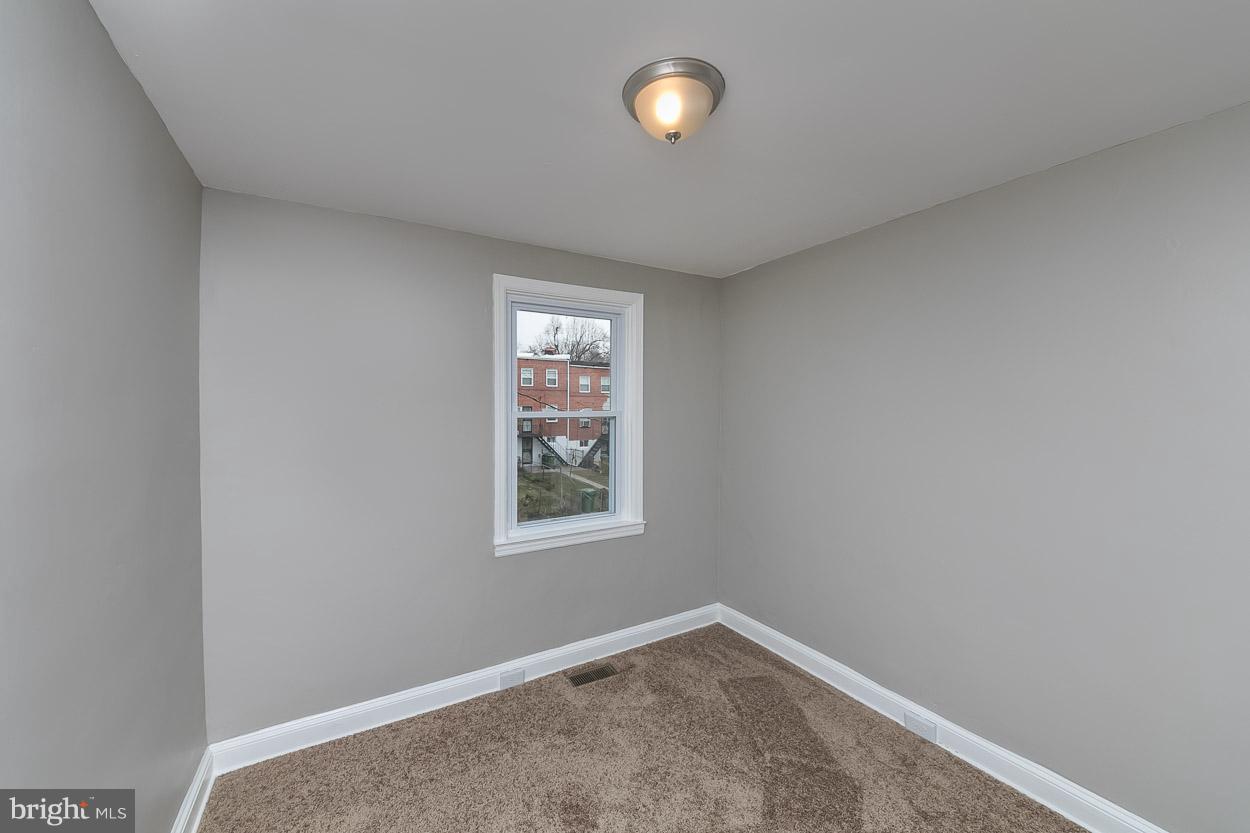 3812 Flowerton Road Baltimore, MD 21229 - Photo 21 of 29 Bedroom