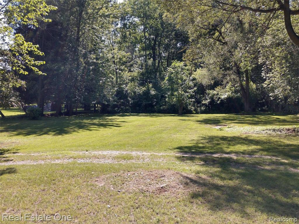4464 Kirk Road Vassar, MI 48768 - Photo 9 of 20
