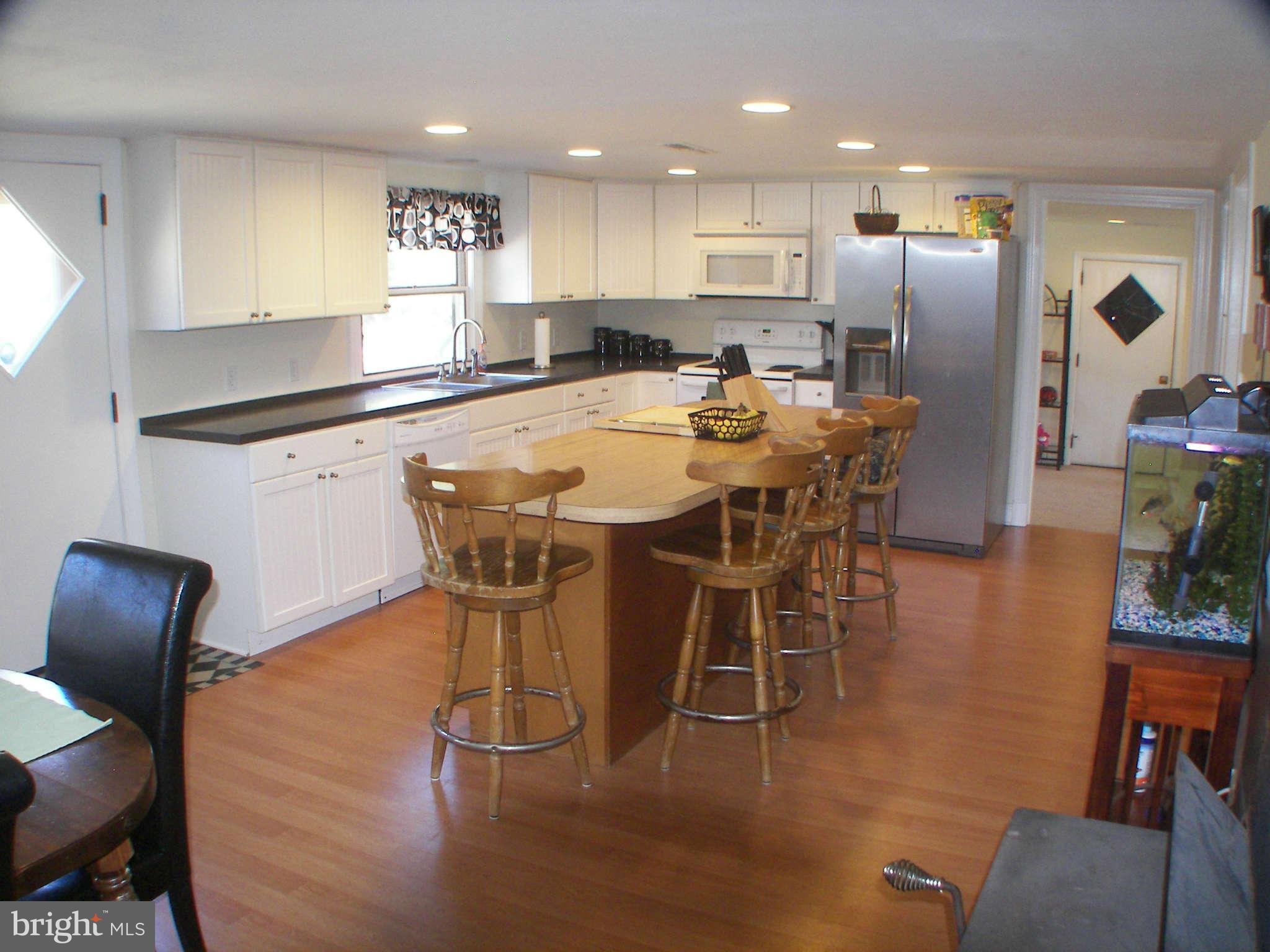 12615 Ridgely Road Greensboro, MD 21639 - Photo 3 of 30 Kitchen