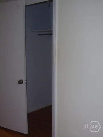 $2,100 | 320 Kensington Drive, Savannah, GA 31405