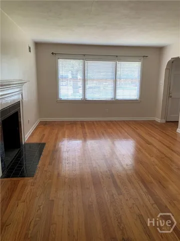 $2,100 | 320 Kensington Drive, Savannah, GA 31405