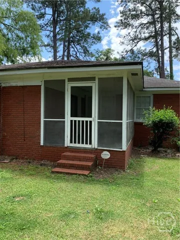 $2,100 | 320 Kensington Drive, Savannah, GA 31405