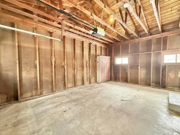 $209,000 | 1546 Summit Avenue, Beloit, WI 53511