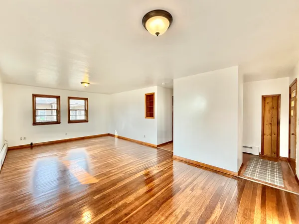 $209,000 | 1546 Summit Avenue, Beloit, WI 53511