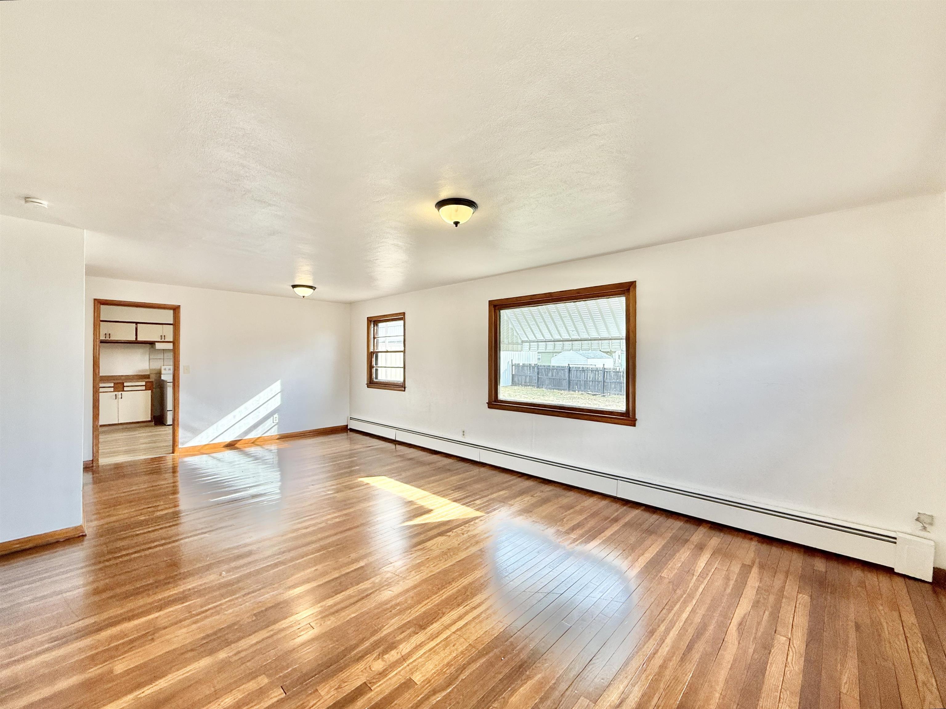 1546 Summit Avenue Beloit, WI 53511 - Photo 6 of 24