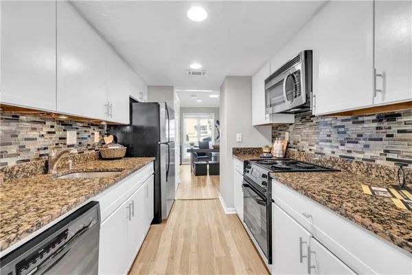 $299,000 | 3221 Clairmont N Northeast, Atlanta, GA 30329