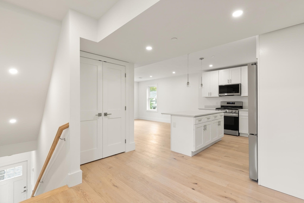 79 Maple Street, Unit 3 Boston, MA 02136 - Photo 5 of 27