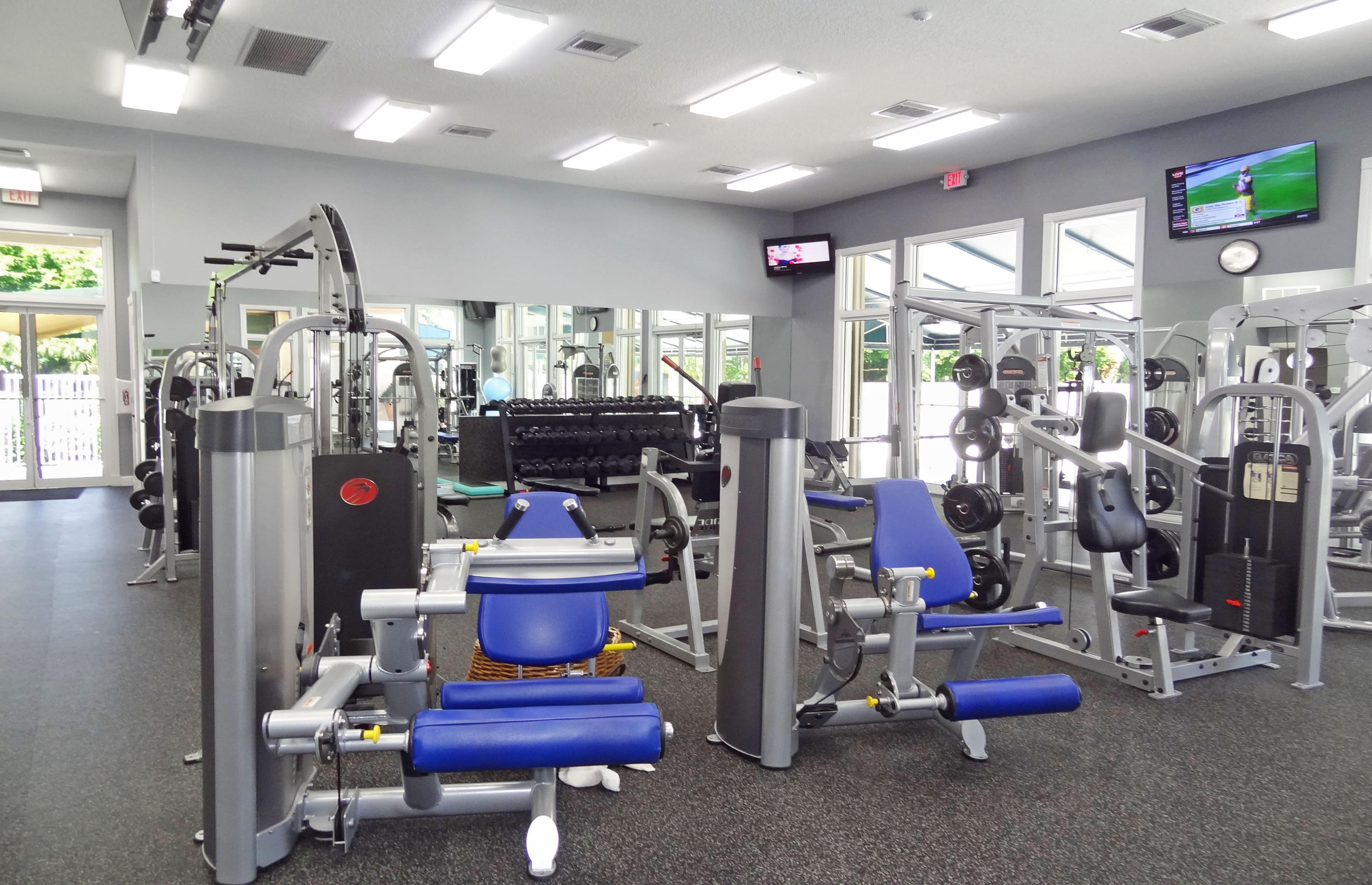 21827 Marigot Drive Boca Raton, FL 33428 - Photo 20 of 29 06 NEWLY REMODELED FITNESS CENTER