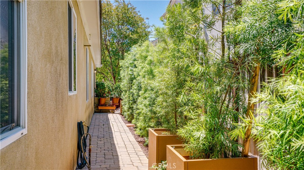 17076 1st Street Riverside, CA 92503 - Photo 45 of 50