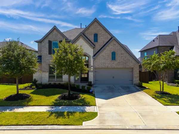 $589,400 | 6923 Red Oak Drive, Katy, TX 77493