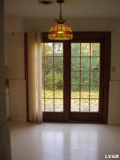 1663 Valley Forge Road Allentown, PA 18104 - Photo 3 of 7 Dining Area