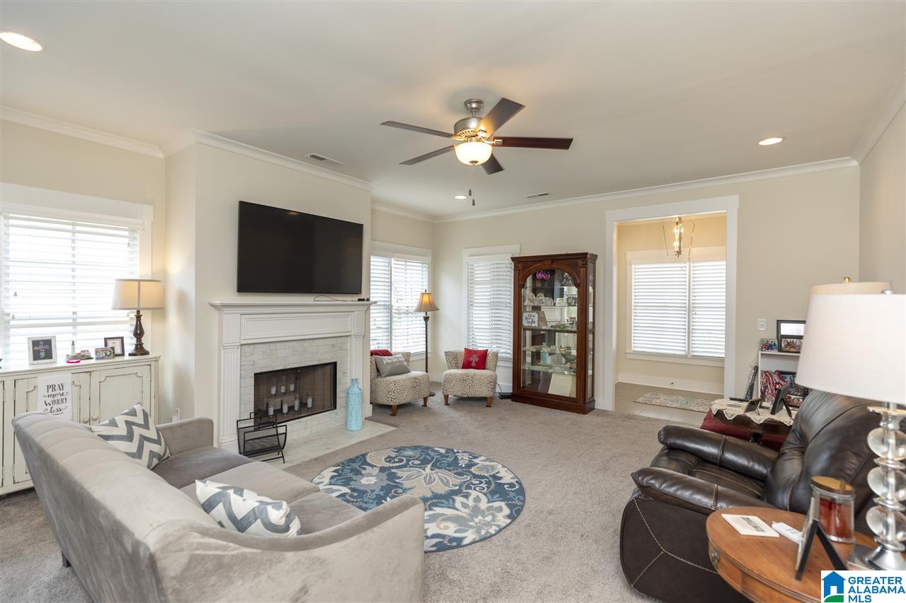 1101 Garnet Drive Calera, AL 35040 - Photo 11 of 40