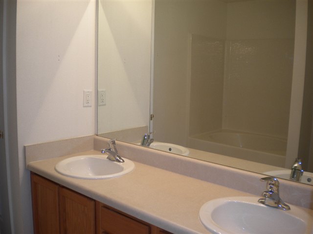 200 Rivers Edge Drive Easley, SC 29642 - Photo 14 of 23 Gallery Image 14