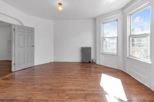 $2,150 | 19 North 7th Street, Unit 2, Newark, NJ 07107