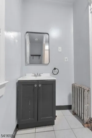 $2,150 | 19 North 7th Street, Unit 2, Newark, NJ 07107