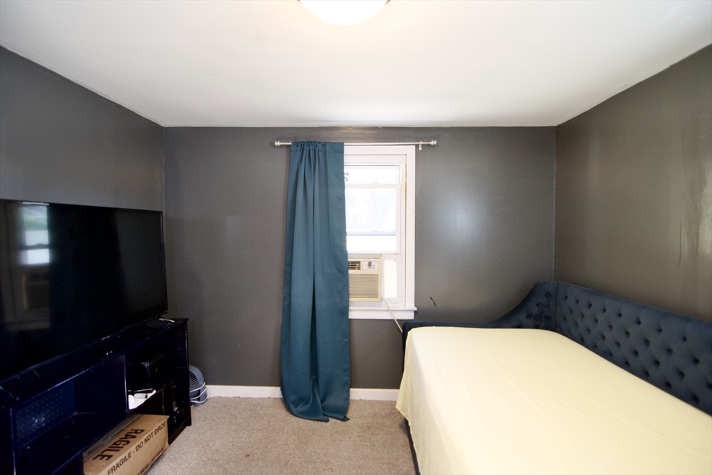 23 Clement Street Springfield, MA 01118 - Photo 29 of 42