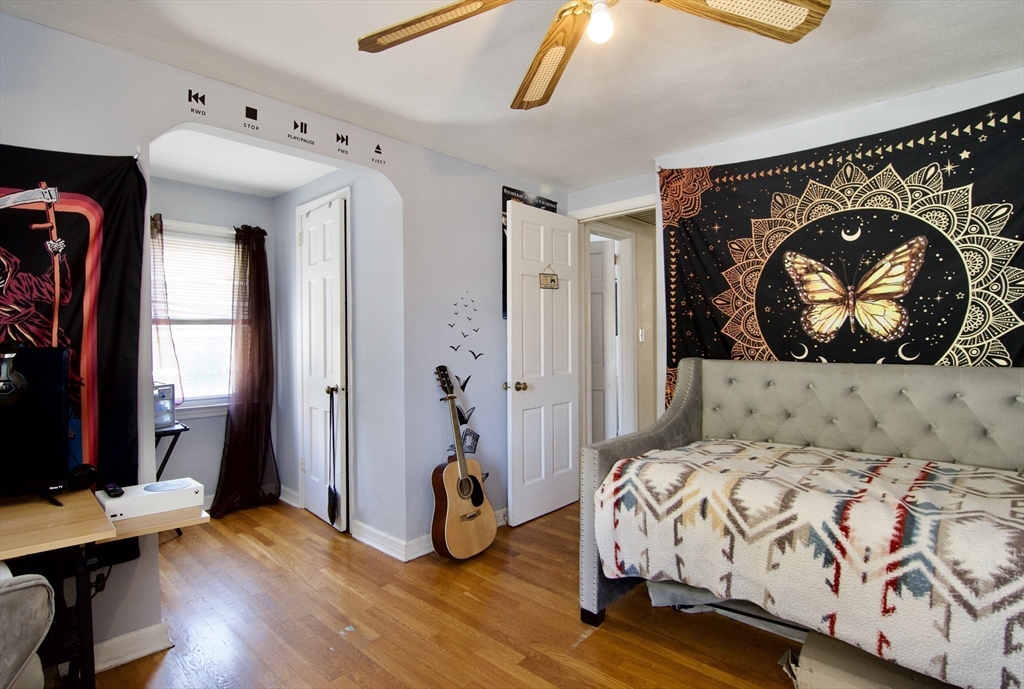 23 Clement Street Springfield, MA 01118 - Photo 35 of 42
