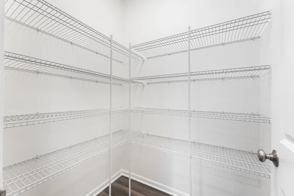 $4,900 | 1985 Kingsley Circle, Northbrook, IL 60062