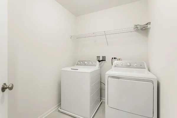 $4,900 | 1985 Kingsley Circle, Northbrook, IL 60062