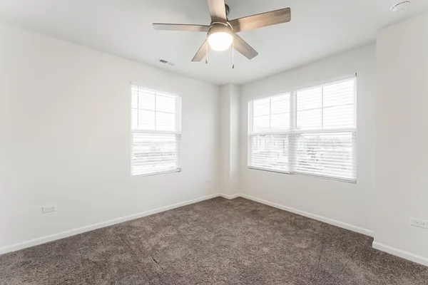 $4,900 | 1985 Kingsley Circle, Northbrook, IL 60062