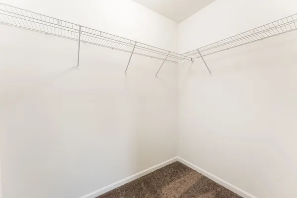 $4,900 | 1985 Kingsley Circle, Northbrook, IL 60062