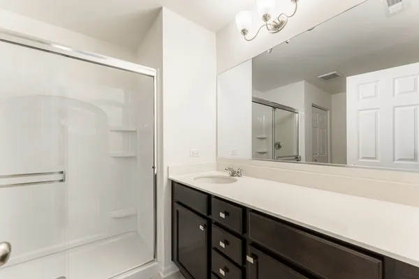 $4,900 | 1985 Kingsley Circle, Northbrook, IL 60062