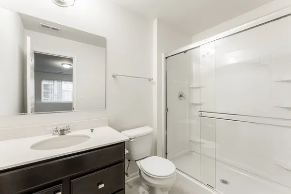 $4,900 | 1985 Kingsley Circle, Northbrook, IL 60062