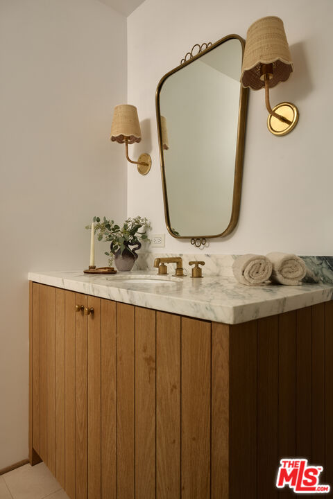 1229 Chantilly Road Los Angeles, CA 90077 - Photo 26 of 35 Gallery Image 26