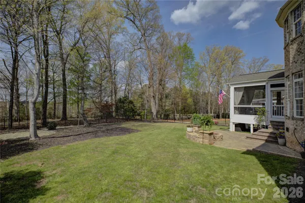 $888,000 | 16915 Turtle Point Road, Charlotte, NC 28278