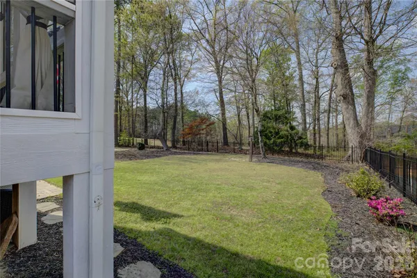 $888,000 | 16915 Turtle Point Road, Charlotte, NC 28278