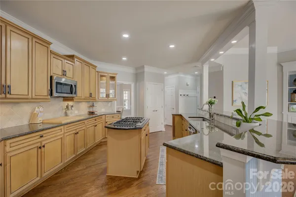 $888,000 | 16915 Turtle Point Road, Charlotte, NC 28278